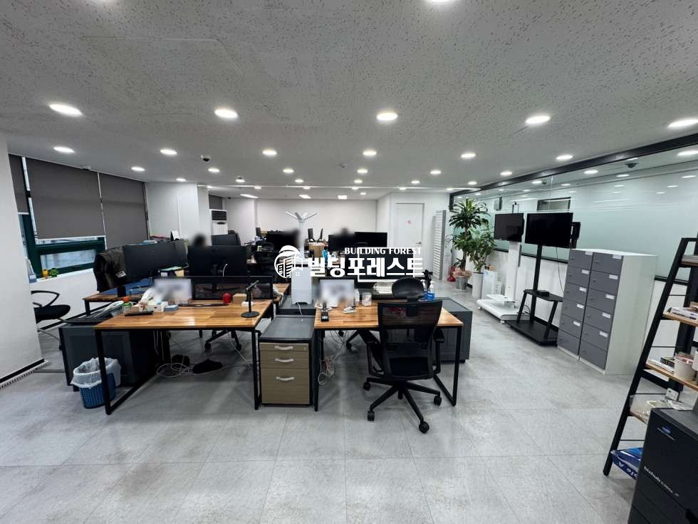 서울 강남구 논현동 논현동사무실임대 강남구청역 역세권 깔끔한 인테리어 70평대 월세 매물번호 13832 사진 1