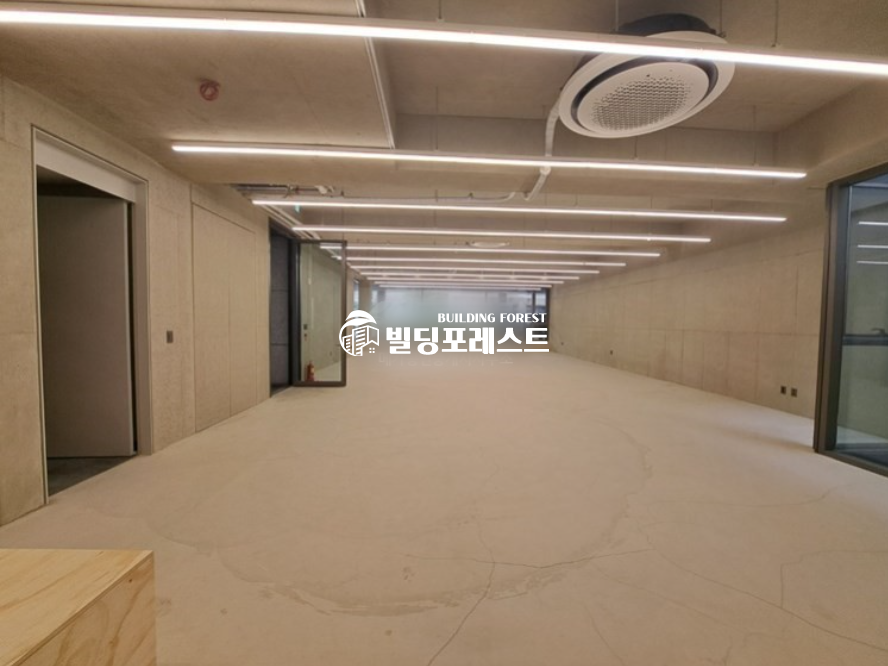 서울 강남구 역삼동 언주역 신논현역 인근 통임대 월세 매물번호 12523 사진 2