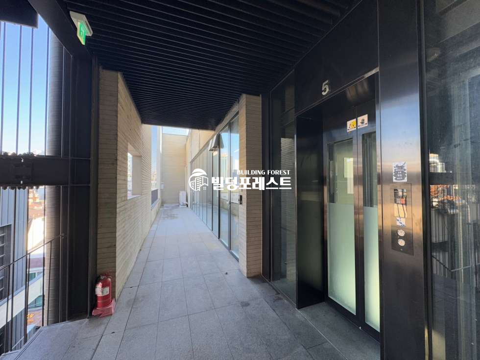 서울 강남구 청담동 청담동사무실임대 청담사거리 도산대로 압구정로 바로 이면 소형 사무실 30평 월세 매물번호 14154 사진 3