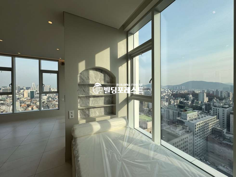 서울 강남구 역삼동 역삼동사무실임대 하이엔드 오피스텔 강남역 초역세권 소형 오피스 전망 최상 월세 매물번호 13951 사진 4