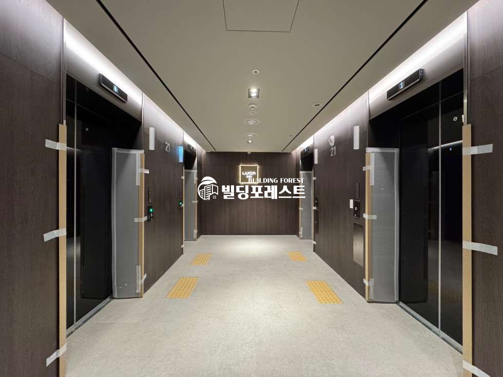 서울 강남구 역삼동 역삼동사무실임대 하이엔드 오피스텔 강남역 초역세권 소형 오피스 전망 최상 월세 매물번호 13951 사진 8