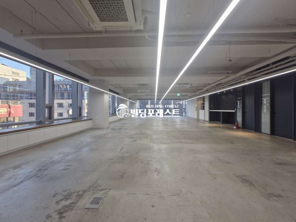 서울 강남구 역삼동 테헤란로 이면에 위치한 룸6 + 홀+탕비실 완비된 대형 사무실 임대 월세 매물번호 14628 사진 7