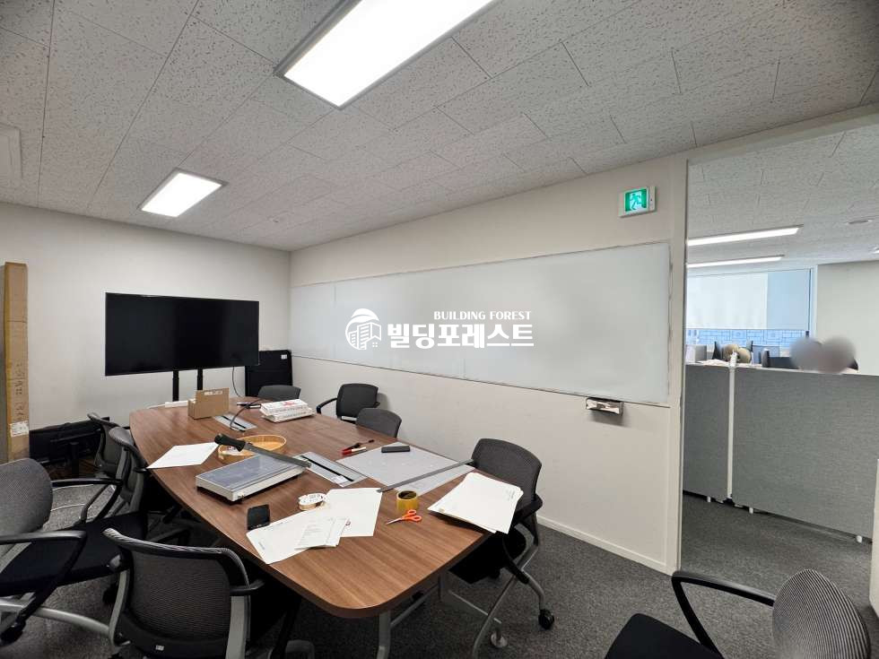 서울 강남구 신사동 강남 신사동 도산대로 대로변 대형 인테리어 우수 사무실 임대 (실110평) 월세 매물번호 14828 사진 7