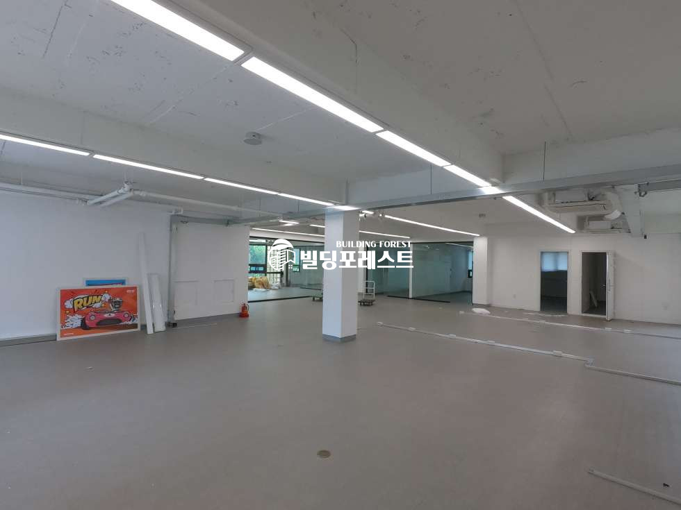 서울 강남구 삼성동 삼성중앙역 도보1분 초역세권/삼성로 대로변 전용93평 대형사무실임대 월세 매물번호 11637 사진 9