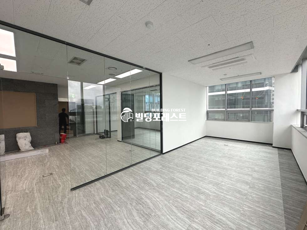 서울 강남구 역삼동 역삼역 역세권 테헤란로 대로변 코너 오피스빌딩 월세 매물번호 16529 사진 5