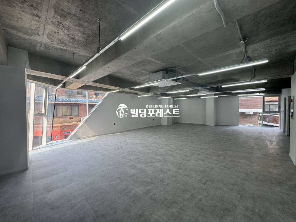 서울 강남구 역삼동 역삼역 사거리 인근에 위치 역삼역 도보 5 분(연면적178.6평) 월세 매물번호 16796 사진 6
