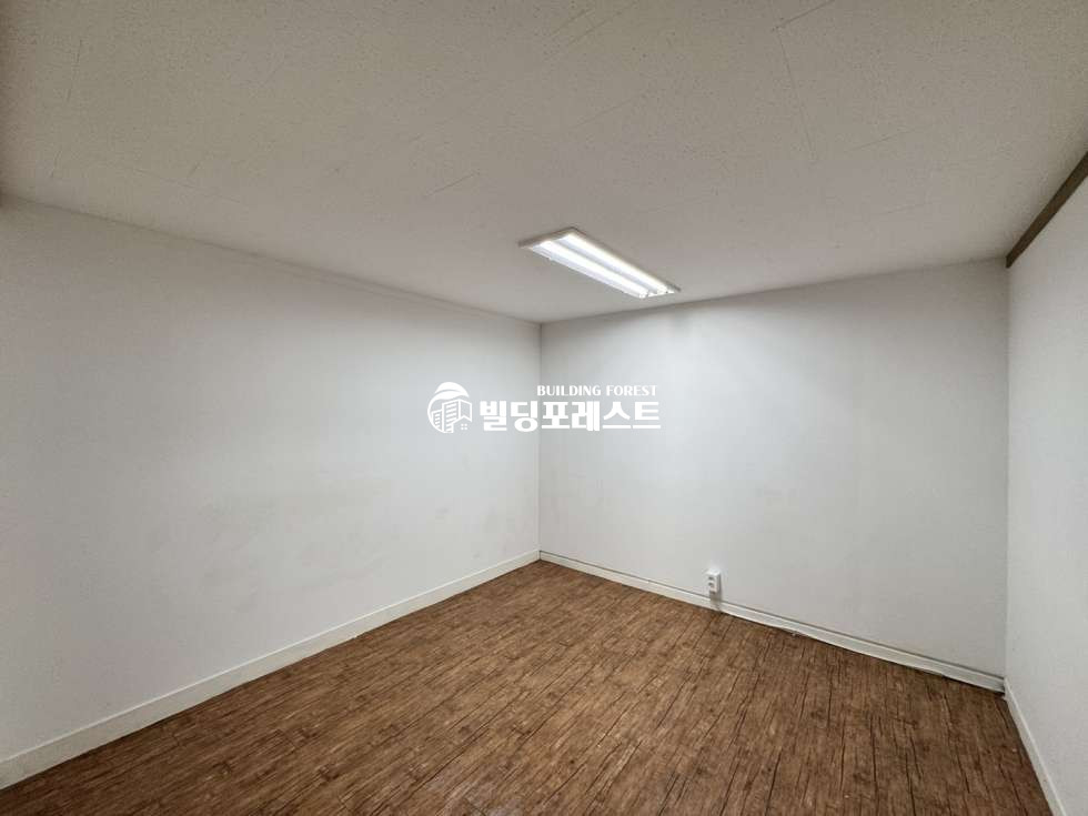 서울 강남구 논현동 논현동 도산공원사거리 소형사무실임대 (실21평) 월세 매물번호 16820 사진 5