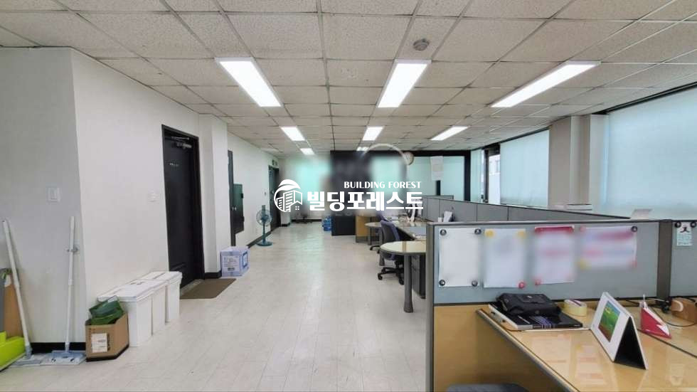 서울 강남구 역삼동 역삼역 역세권 룸, 테라스有 중형사무실 (실25평) 월세 매물번호 17018 사진 3