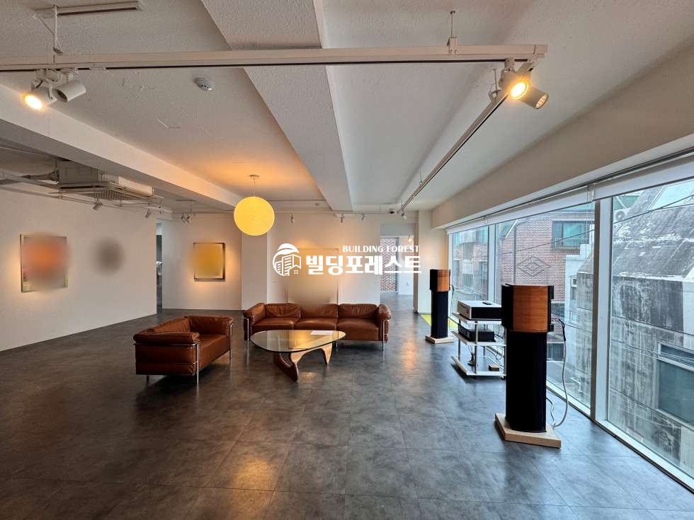서울 강남구 논현동 강남논현동 학동역 A급 갤러리 사무실 임대 (실37평) 월세 매물번호 18008 사진 3