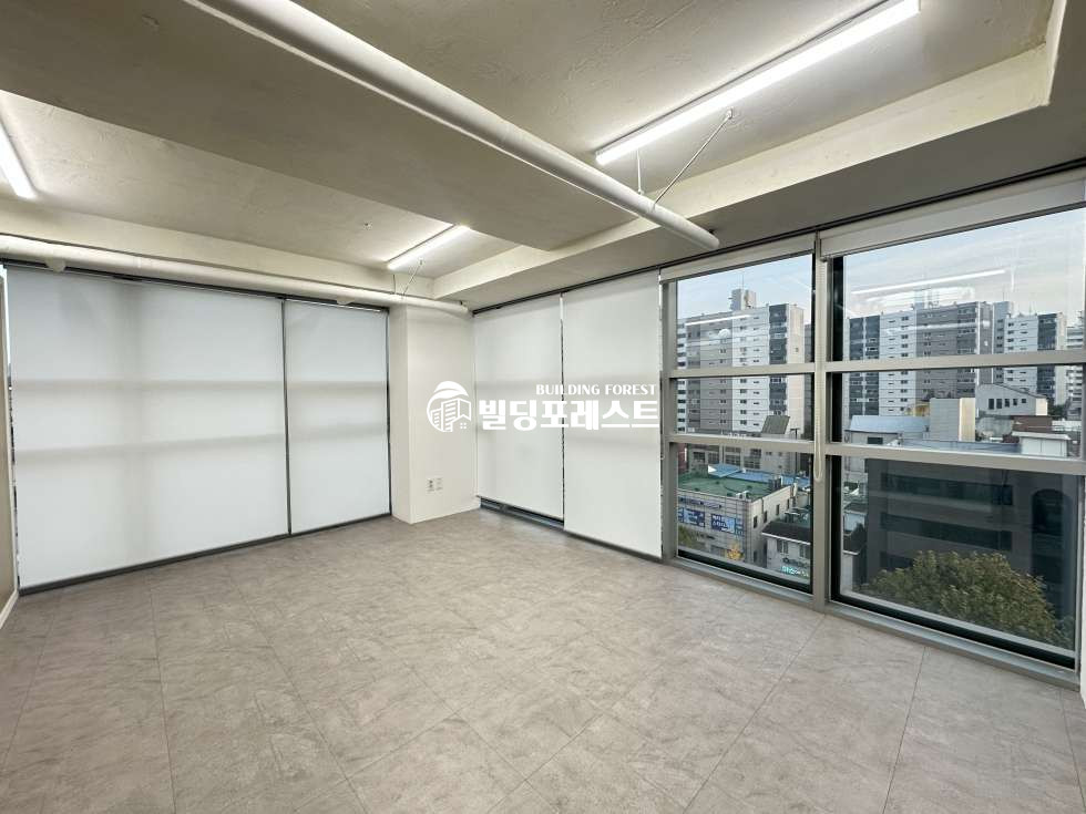 서울 강남구 역삼동 역삼동 뱅뱅사거리 도곡로 대로변 깔끔한 인테리어 중형사무실 (실39평) 월세 매물번호 12079 사진 7