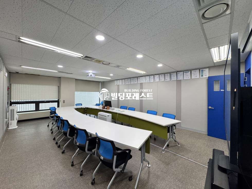 서울 강남구 삼성동 [금액인하!!!] 삼성중앙역 대로변 인테리어 우수 삼성동 대형사무실 (전용108평) 월세 매물번호 16377 사진 6
