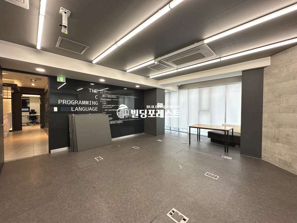 서울 강남구 대치동 [사무실/학원][즉시입주] 대치사거리 학원가 깔끔한 내/외관 (전용70평) 월세 매물번호 16217 사진 7