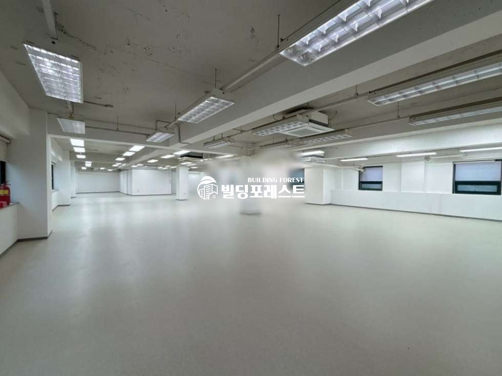서울 강남구 논현동 은빌딩동 선정릉역 봉은사로 이면 코너 대형 사무실 (전용93평) 월세 매물번호 18539 사진 1