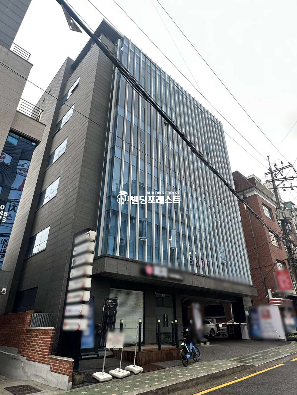 서울 강남구 대치동 금액인하!!! 대치사거리 학원가 깔끔한 내/외관 사무실/학원 (전용50평) 월세 매물번호 16219 사진 8
