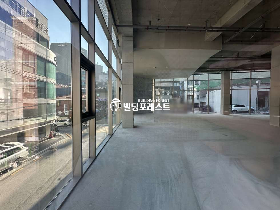 서울 강남구 청담동 청담동 청담사거리 이면 전면 노출 층고 높은 상가 월세 매물번호 18600 사진 1