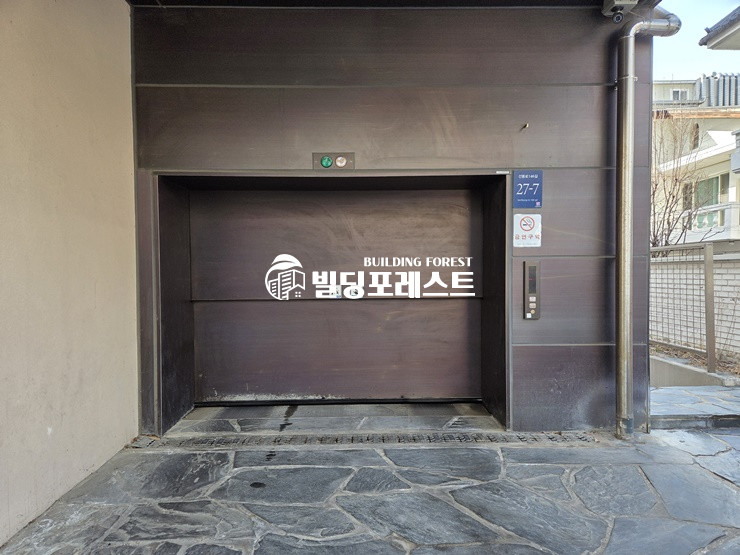 서울 강남구 청담동 주건축물제1동 학동사거리 청담동 대형 사옥 통임대 (전용 338평) 월세 매물번호 19172 사진 20