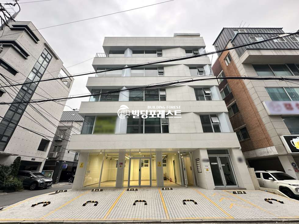 서울 강남구 역삼동 역삼동 역삼초 인근 테라스 O 쾌적, 조용한 중형사무실 (전용22평) 월세 매물번호 17700 사진 7