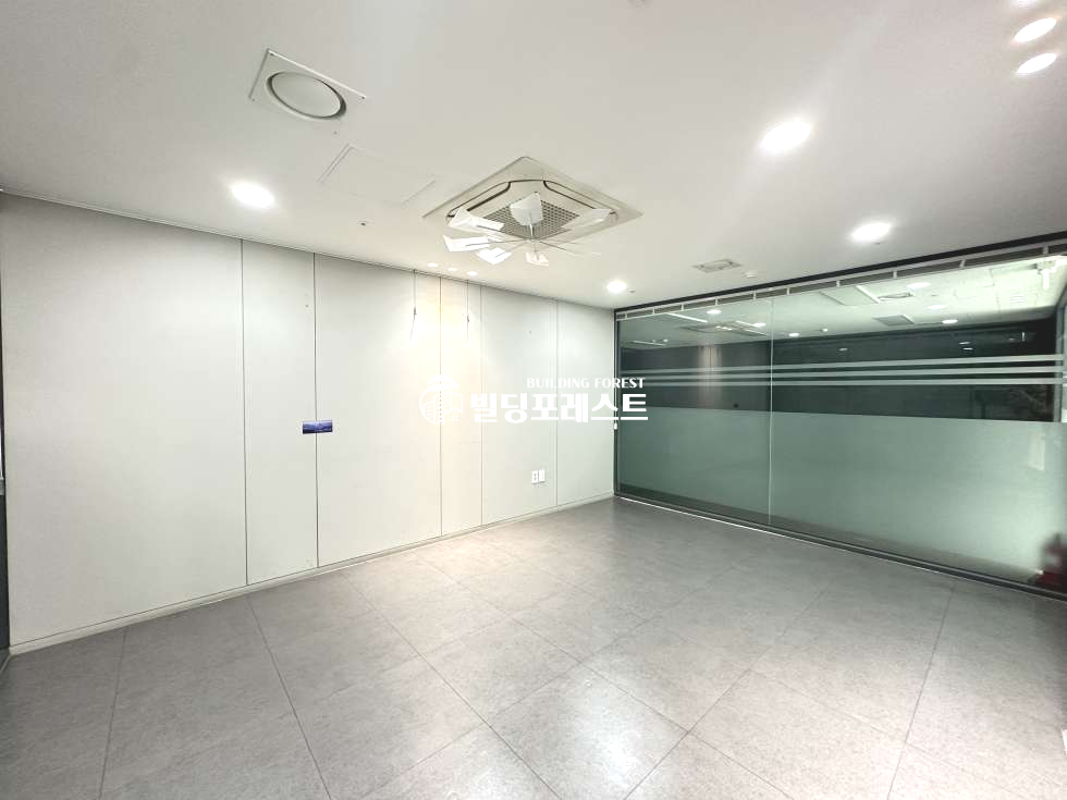 서울 강남구 논현동 송현동 논현동 사무실 임대 선정릉역 역세권 컨디션 GOOD 대형사무실 (전용100평) 월세 매물번호 19173 사진 13