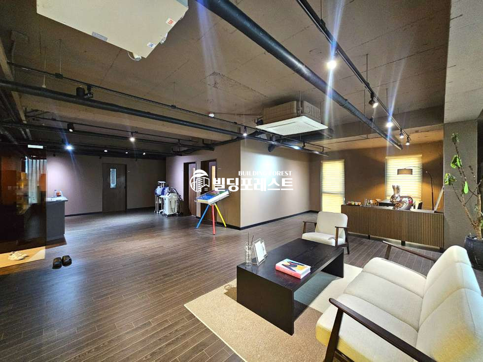 서울 강남구 청담동 청담동 특A급 인테리어 사이 한강뷰 사무실 임대 4층 월세 매물번호 16725 사진 3
