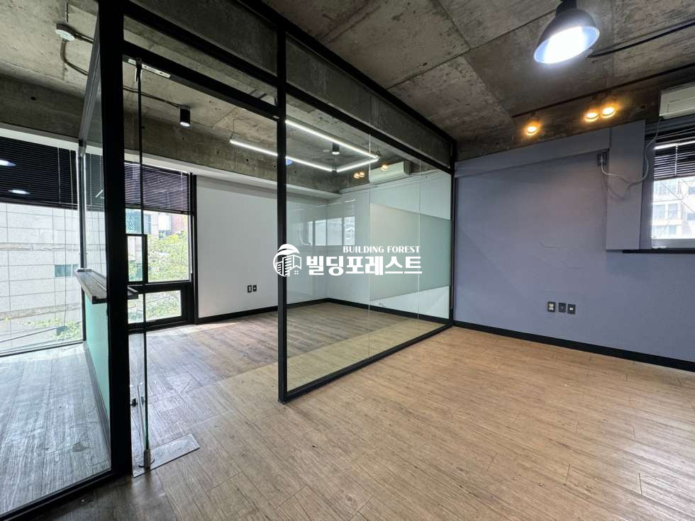 서울 강남구 논현동 학동역 도보 2분 가성비 우수한 논현동 룸5개 사무실 (전용 48평) 월세 매물번호 11245 사진 4