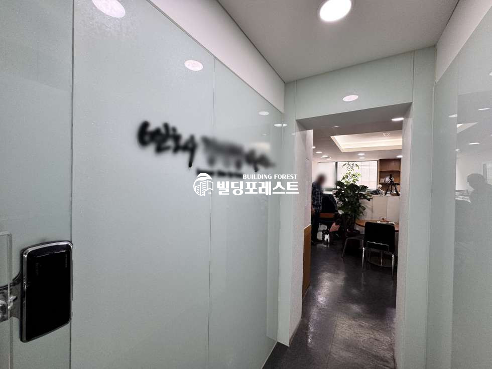 서울 서초구 서초동 서초역&교대역 초역세권/대로변! ★법무법인/변호사사무실 추천★ 전용38평 룸2+탕비실+업무홀! 서초동 사무실! 월세 매물번호 11702 사진 4