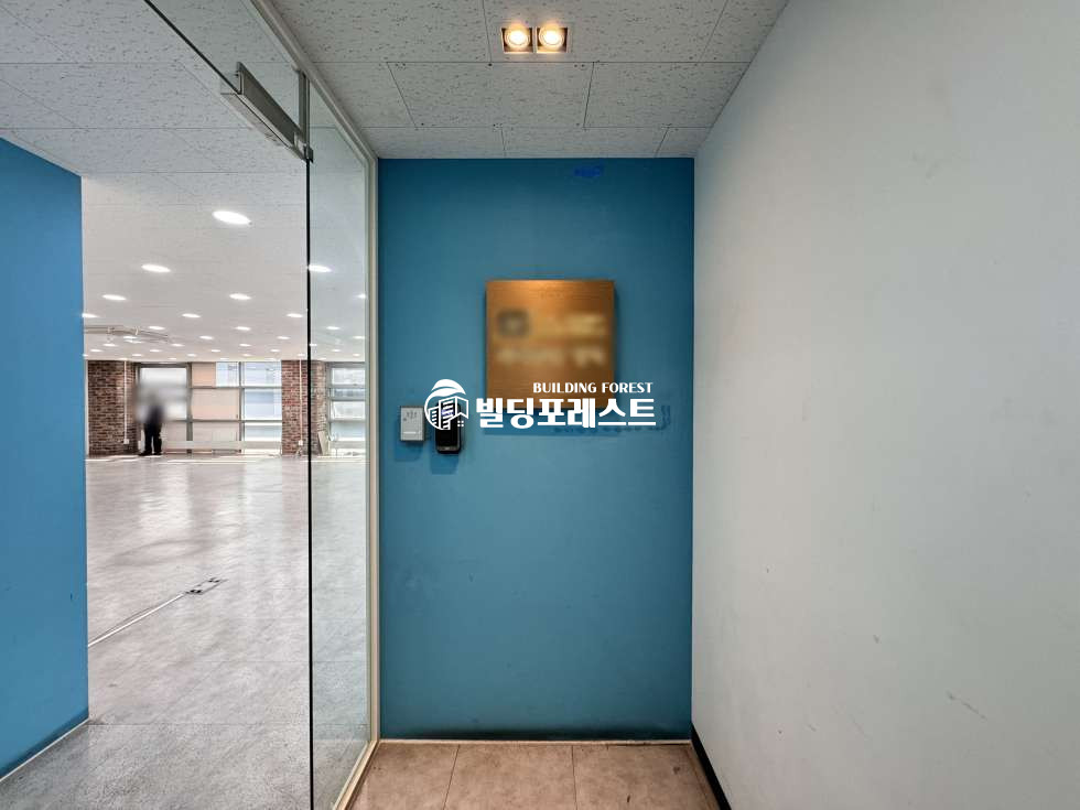 서울 강남구 역삼동 룸4+업무홀+창고+탕비有 (전용 68평) 대로변 역삼동 사무실 6F! 강남역/역삼역 더블역세권! 월세 매물번호 11699 사진 11
