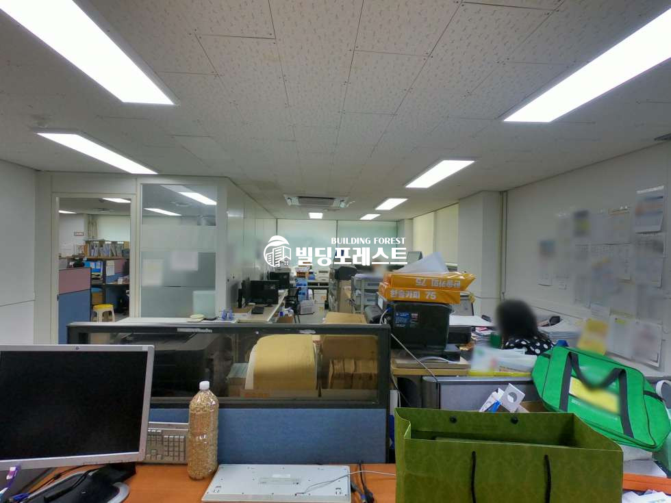 서울 강남구 역삼동 선릉역 초역세권 도보 2분! 뷰 좋은 사무실! 월세 매물번호 10965 사진 2
