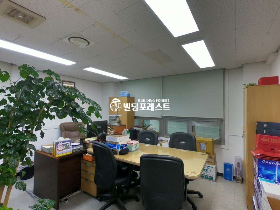 서울 강남구 역삼동 선릉역 초역세권 도보 2분! 뷰 좋은 사무실! 월세 매물번호 10965 사진 3