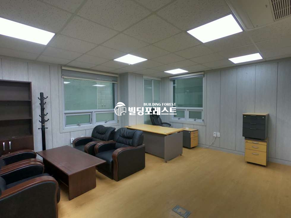 서울 강남구 역삼동 선릉역 초역세권 도보2분! 뷰 좋고 깔끔한 사무실! 월세 매물번호 10940 사진 2