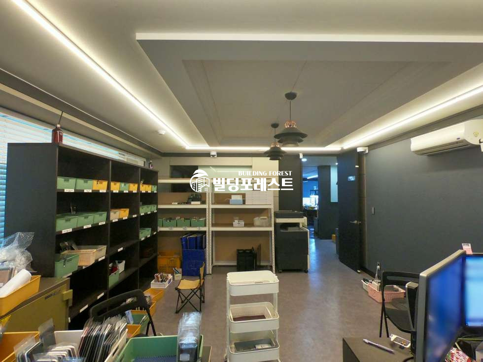 서울 강남구 논현동 학동역 도보2분! 인테리어 예쁜! 룸4개! 넓은 가성비 사무실! 월세 매물번호 10834 사진 3